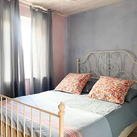 Bed and Breakfast In De Aap - & 3*